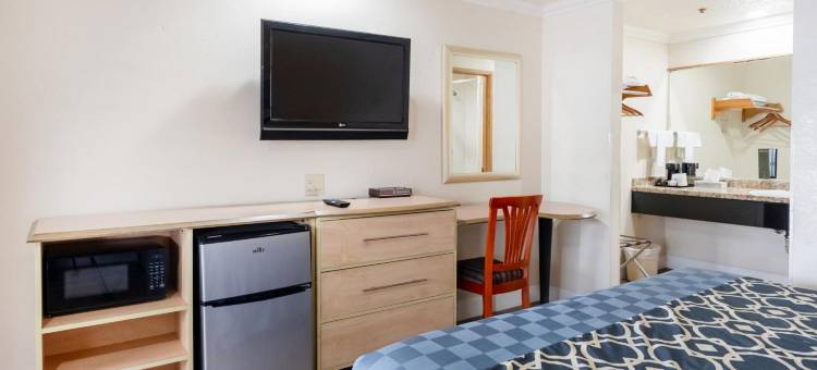 Budget Inn Corcoran Near Tulare CA 43图片