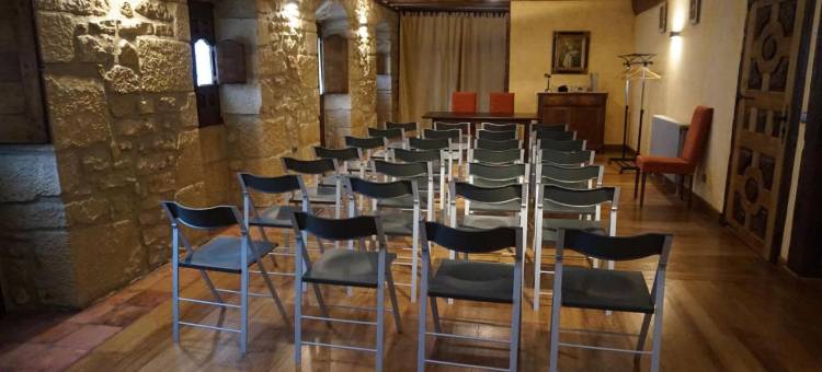 阿干宗广场酒店(Arganzón Plaza)图片