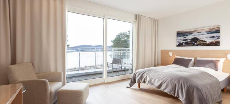 罗斯峡湾海滩酒店(Rosfjord Strandhotel)图片