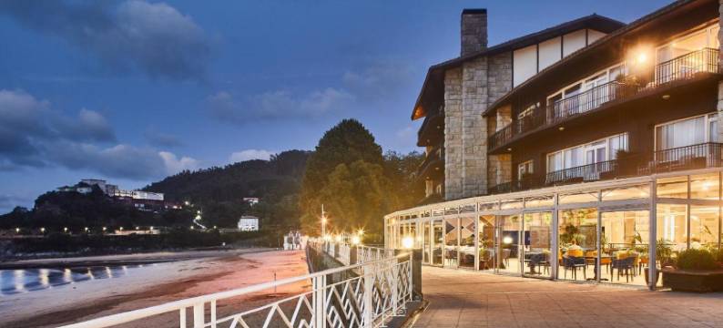 乌里巴伦宫西尔肯酒店(Hotel Silken Palacio Uribarren)图片