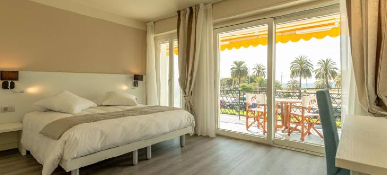 甜蜜生活酒店(La Dolce Vita Hotel)图片