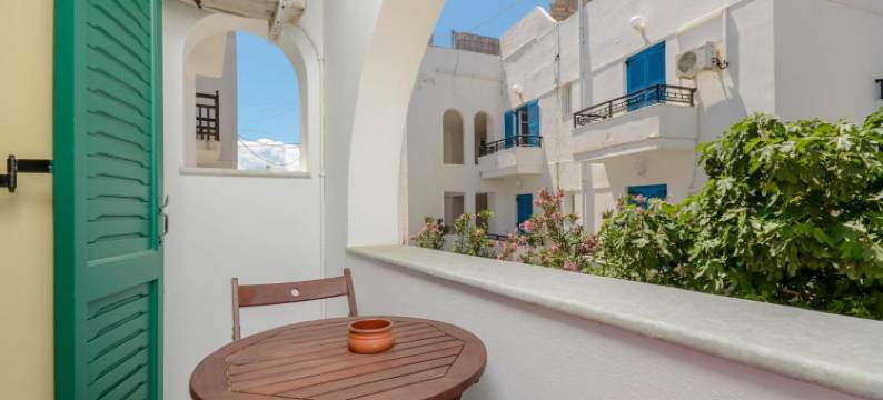 西莫斯开放式客房酒店(Simos Luxury Apartments)图片