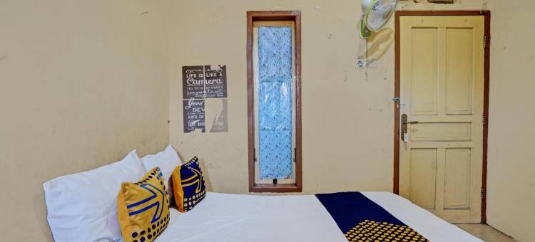 O酒店莉莉公寓伊斯兰旅馆靠近吉塔邦皇家城市(Hotel O Lili Kost SyariahNearKetapang Royal City)图片