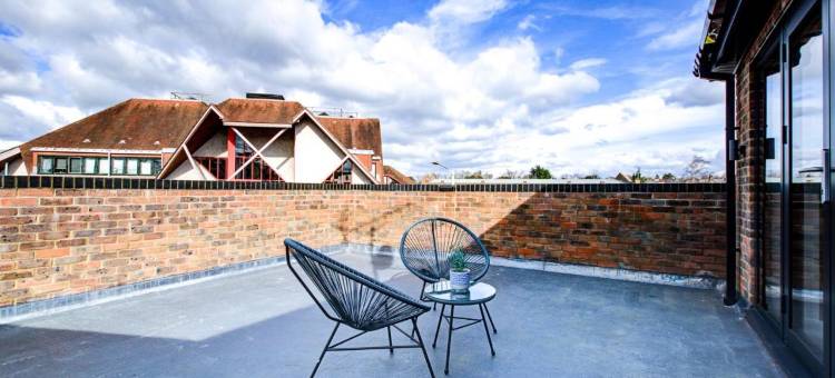 Hybrid Resi - 阿克斯布里奇的混合式住宅(Hybrid Resi - Uxbridge with onsite car parking, near London Heathrow Airport)图片