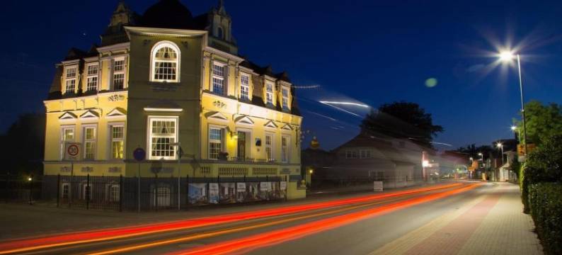 施内费尔丁根别墅酒店(Villa Heideglück früher Hotel Villa Schneverdingen)图片