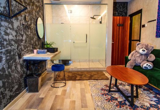 Attic Hotel Hotel Overview