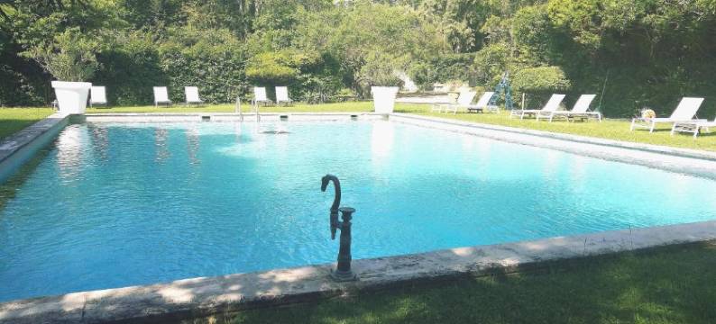 达尔帕拉奎城堡酒店(Chateau D Arpaillargues)图片