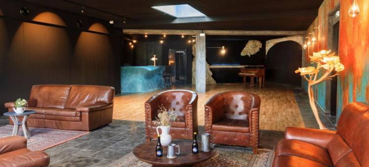 楼卡伦(Lou Calen)图片