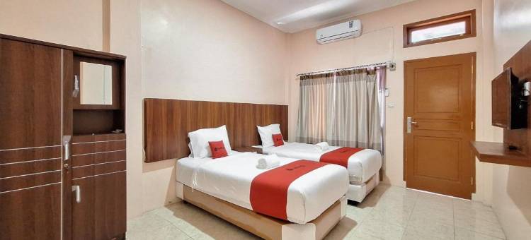 RedDoorz伊斯兰教义酒店-靠近巴东大市场(RedDoorz Syariah Near Pasar Raya Padang)图片