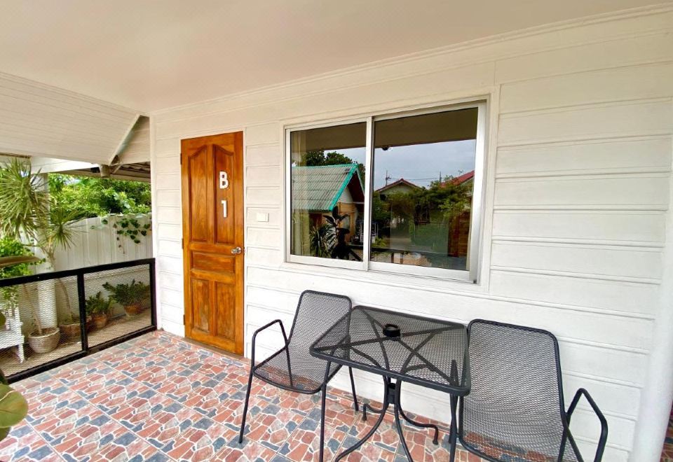 The O room Hotel Overview