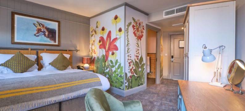 道格与弗克斯旅馆(Dog and Fox)图片