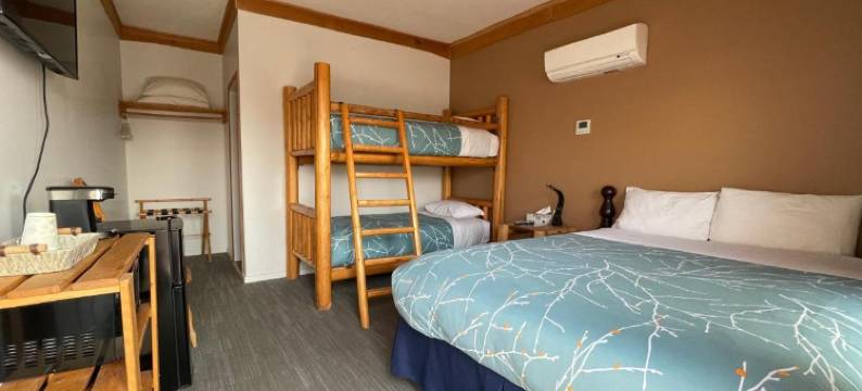 熊掌山林小屋(Bear's Claw Lodge)图片