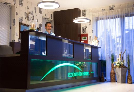 Ezüsthíd Hotel Hotel Overview