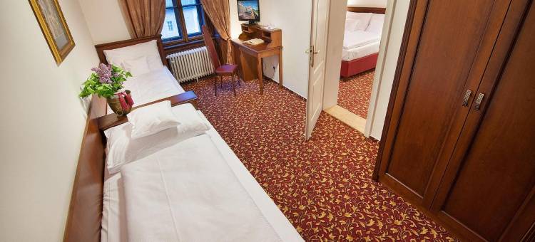卢巴斯卡拉伊萨美吉酒店(EA Zamecky Hotel Hruba Skala)图片