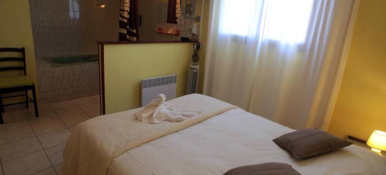 柏桑酒店(Logis Hôtel le Pressoir)图片