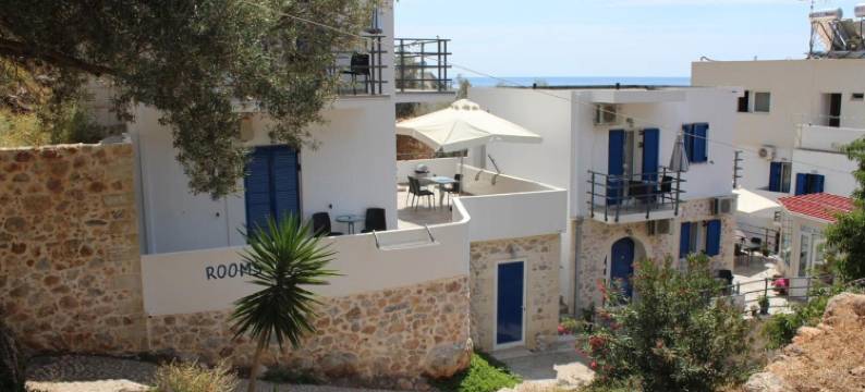 阿克罗亚利约翰客房酒店(John Akroyiali)图片