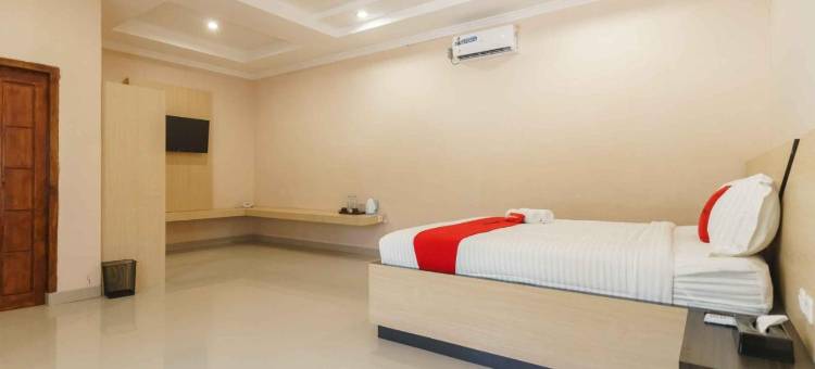 红多兹酒店@朋库卢科帕卡巴纳(RedDoorz @ Hotel Copacobana Bengkulu)图片