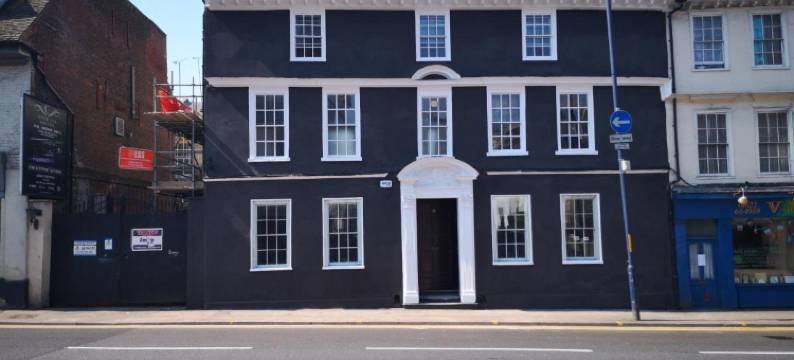 石院子房子(Stone Court House)图片