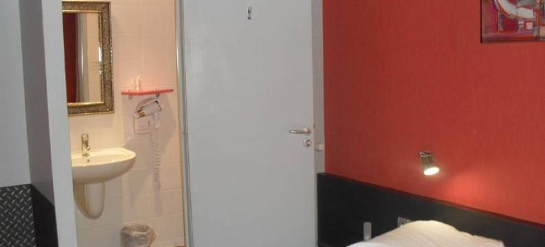 兰斯拉丁中心酒店(Hôtel Latino Reims Centre)图片