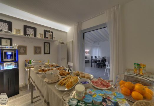 Ca' du Ale Hotel Overview