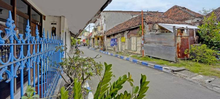 奥西多穆廖伊斯兰公寓酒店(Hotel O Sidomulyo Kost Syariah)图片