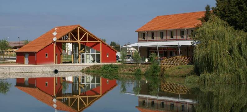 德熙日港酒店(Le Port de Decize)图片