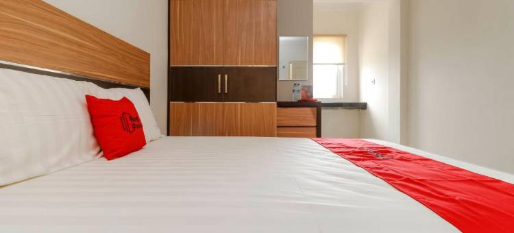 红多兹PLUS酒店-近巨港广场购物中心(RedDoorz Plus Near Palembang Square Mall)图片