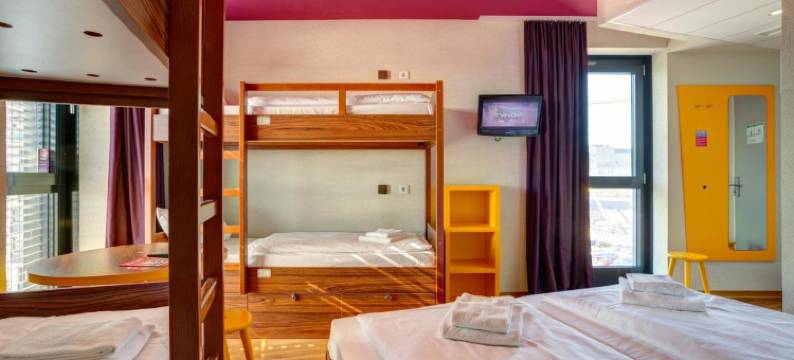 法兰克福机场梅宁阁酒店(Meininger Hotel Frankfurt Main / Airport)图片