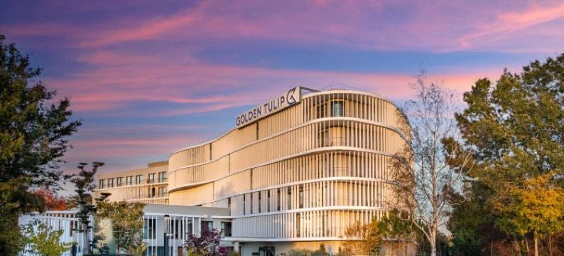 里昂西部泰克里德金色郁金香水疗酒店(Golden Tulip Lyon Ouest Techlid - Hotel & Spa)图片