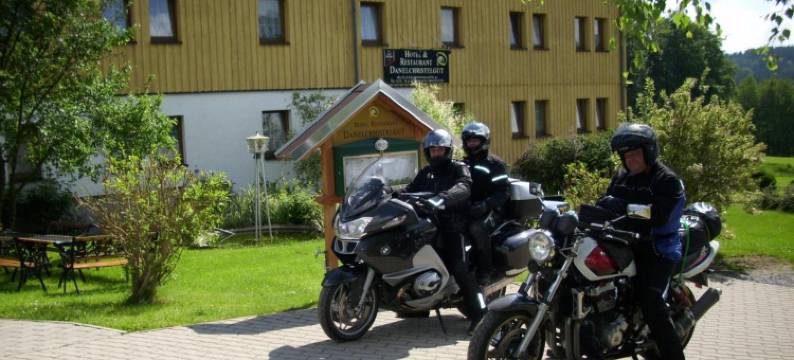 丹尼尔克莱斯特古特餐厅酒店(Hotel & Restaurant Danelchristelgut)图片