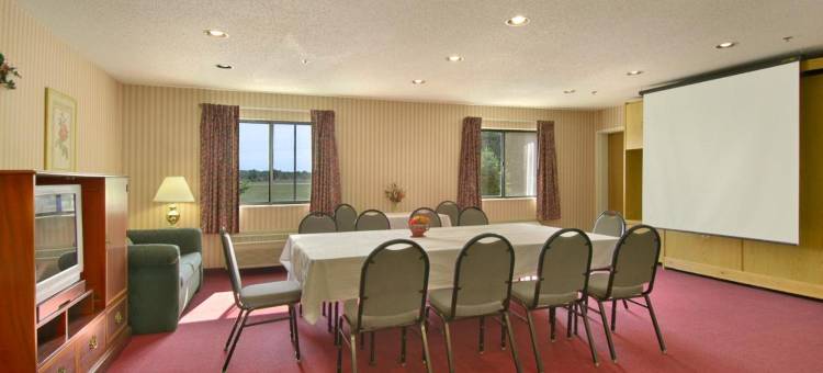 马斯基根呗盟套房酒店(Baymont by Wyndham Muskegon)图片