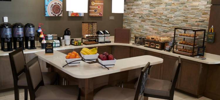 夏洛茨维尔机场Staybridge套房酒店(Staybridge Suites Charlottesville Airport)图片