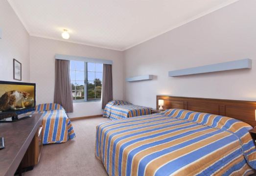 William Dutton Motel Hotel Overview