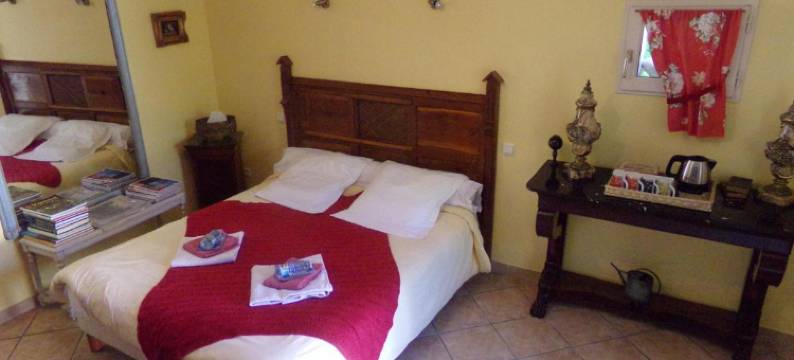 弗齐纳圣尼古拉斯旅馆(Chambres et Table d'hôtes Saint Nicolas, Maisonnettes Individuelles Dans propriété privée)图片