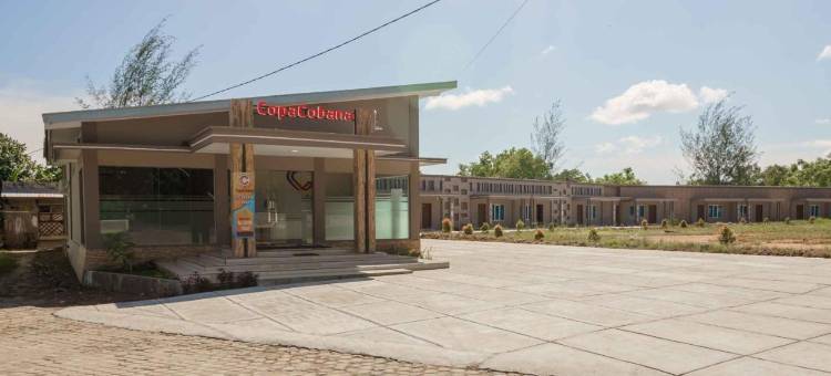 红多兹酒店@朋库卢科帕卡巴纳(RedDoorz @ Hotel Copacobana Bengkulu)图片