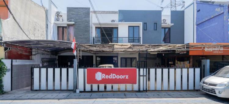 泗水恩金登红多兹酒店(RedDoorz at Nginden Surabaya)图片