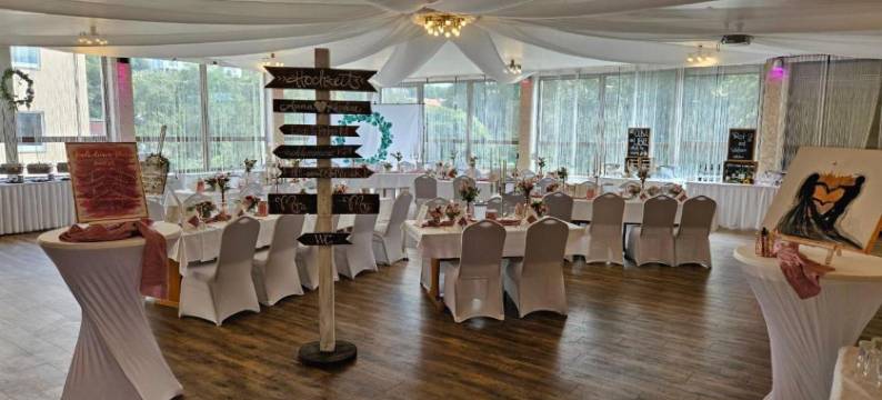 图林根霍夫酒店(Hotel-Restaurant Thüringer Hof)图片