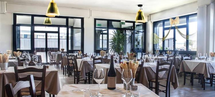 吉尼泽奈拉酒店(Hotel Genzianella)图片