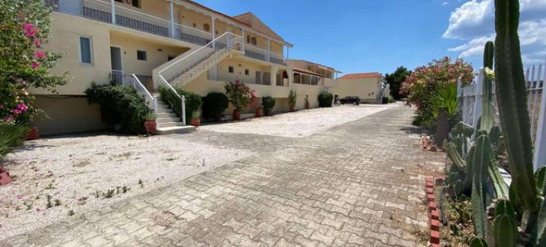 Leonidas Resort图片