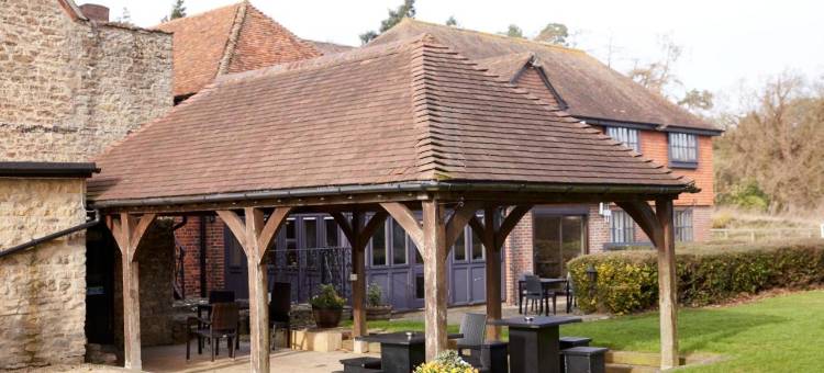 多格屋酒店 - 格林国王旅馆(Dog House by Chef & Brewer Collection)图片