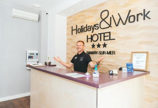 Holidays & Work Hotel Hotel Overview