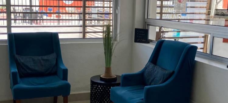 Hotel Los Robles = 洛斯罗布莱斯酒店(Hotel Los Robles)图片