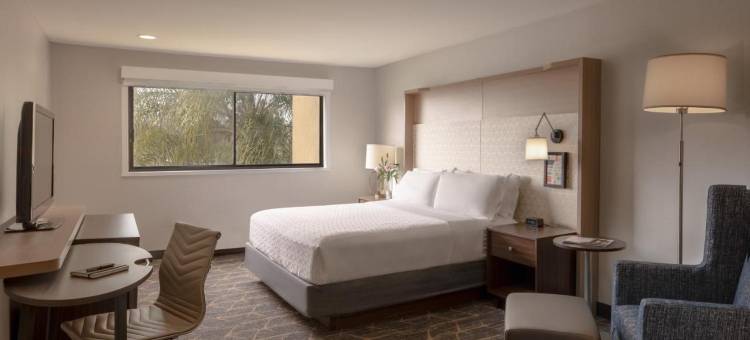 圣塔安那奥兰治郡机场假日酒店(Holiday Inn Santa Ana-Orange CO. Arpt)图片