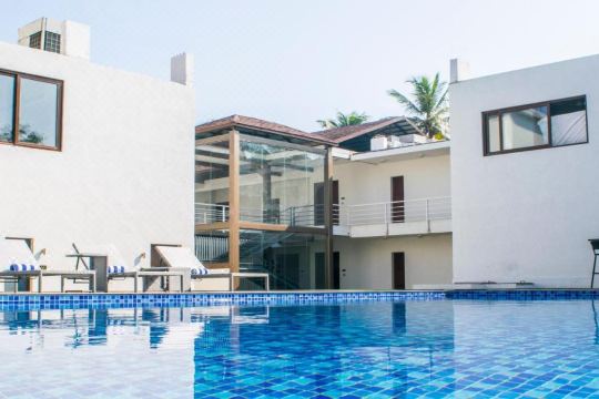 The Ivy AnjunaHotel Overview