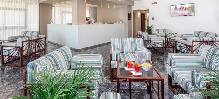 康多尔酒店(Hotel Condor)图片