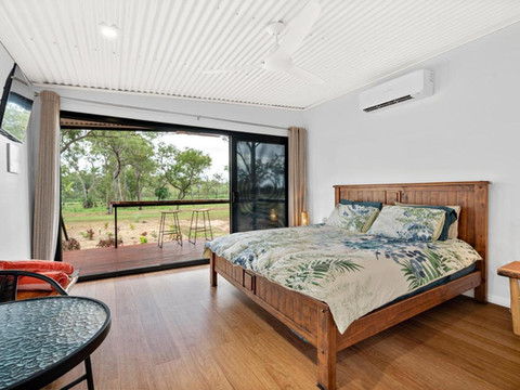 Litchfield Tropical Stay