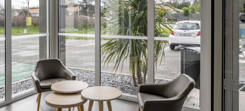 勒艾朗波尔多民宿酒店(B&B HOTEL Bordeaux Le Haillan 3 étoiles)图片