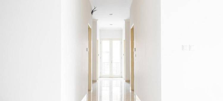 红多兹酒店-近西洛亚姆卡拉瓦奇3号(RedDoorz Near Siloam Karawaci 3)图片