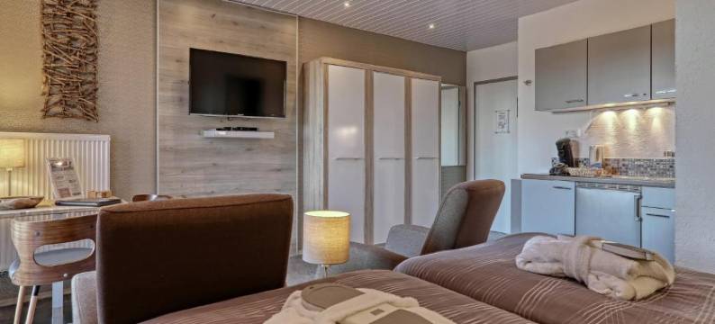 Suit Frühstück Zum Latschen - Adults Only图片