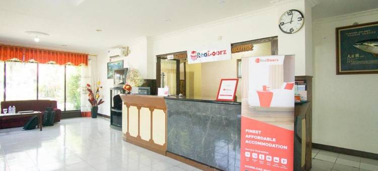 红多兹Plus酒店-近比通港(RedDoorz Plus Near Pelabuhan Bitung)图片